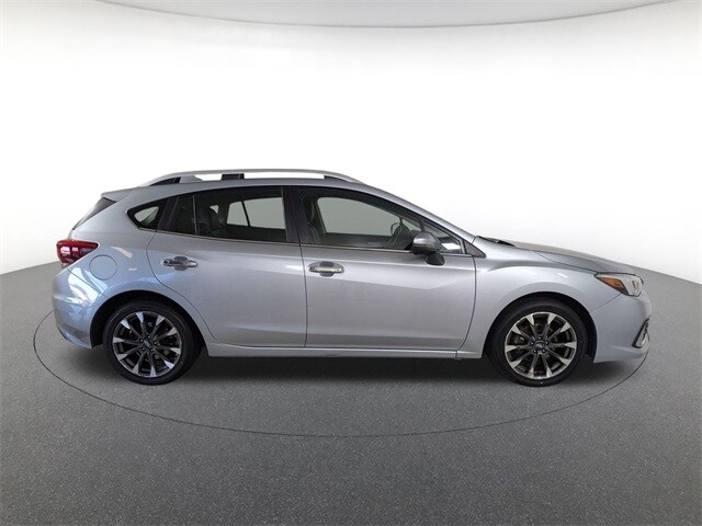 2022 Subaru Impreza Limited photo 4