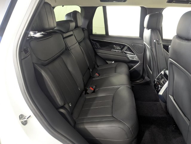 2022 Land Rover Range Rover Base - Photo 18
