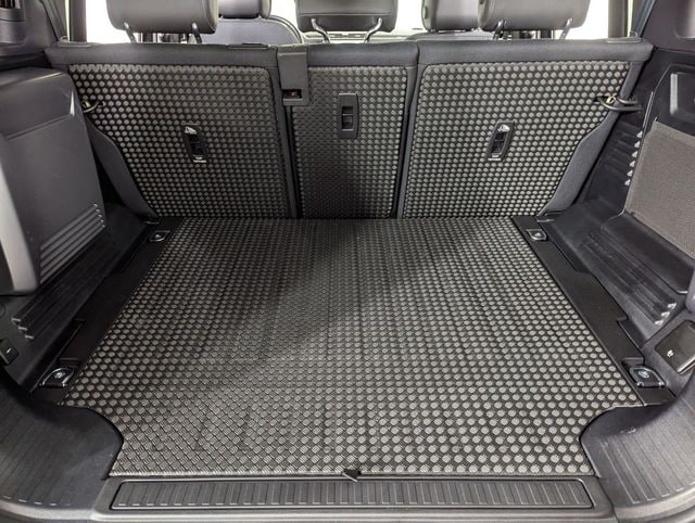 2023 Land Rover Defender X - Photo 21