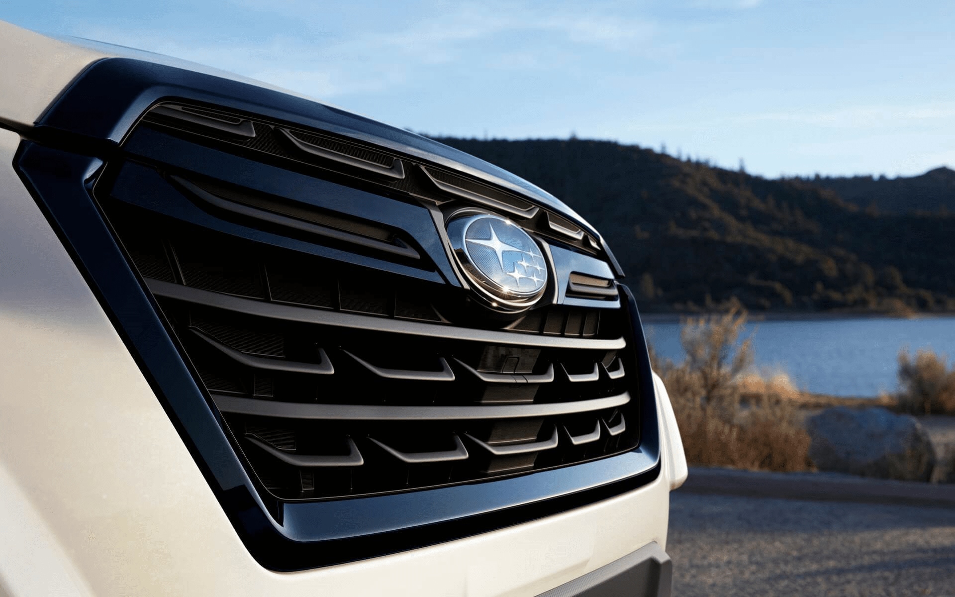 2022 Subaru Forester Grille and Symbol.png