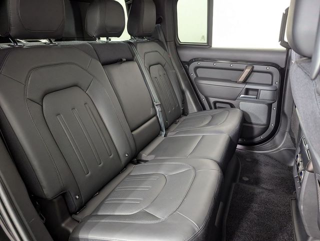 2023 Land Rover Defender X - Photo 18