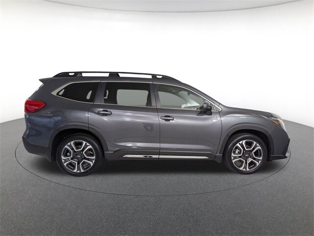 2023 Subaru Ascent Limited photo 4