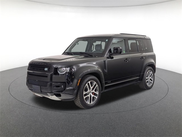 2023 Land Rover Defender X's photo