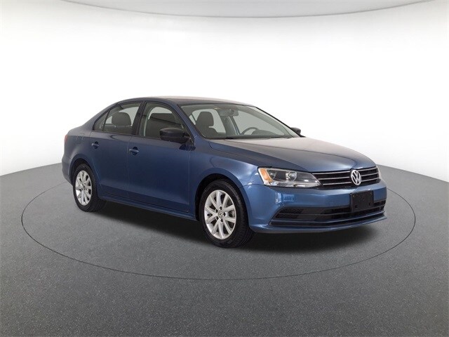 2015 Volkswagen Jetta 1.8T SE photo 3
