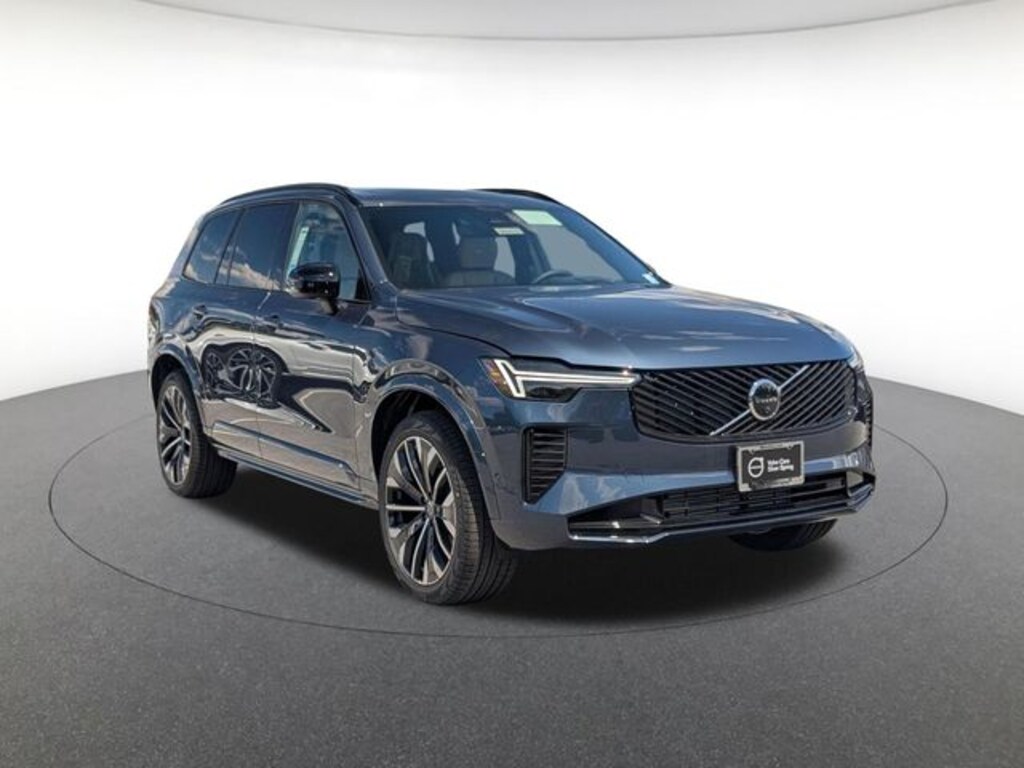 New 2026 Volvo XC90 plug-in hybrid T8 Ultra Dark Theme 7-Seater SUV