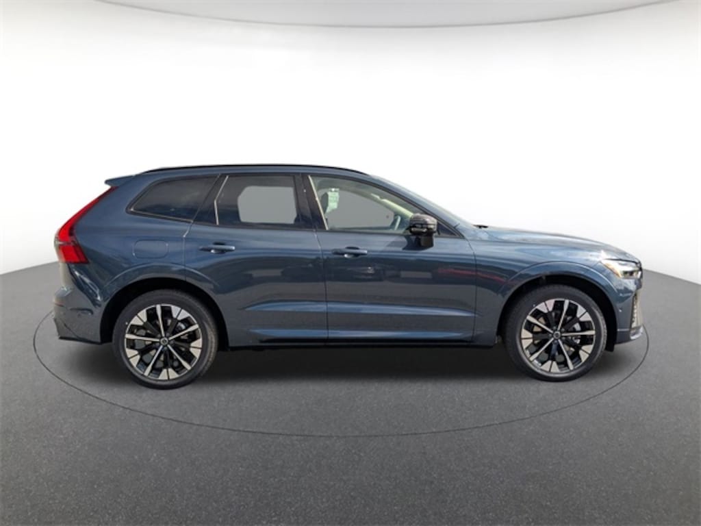 New 2026 Volvo XC60 B5 Ultra SUV