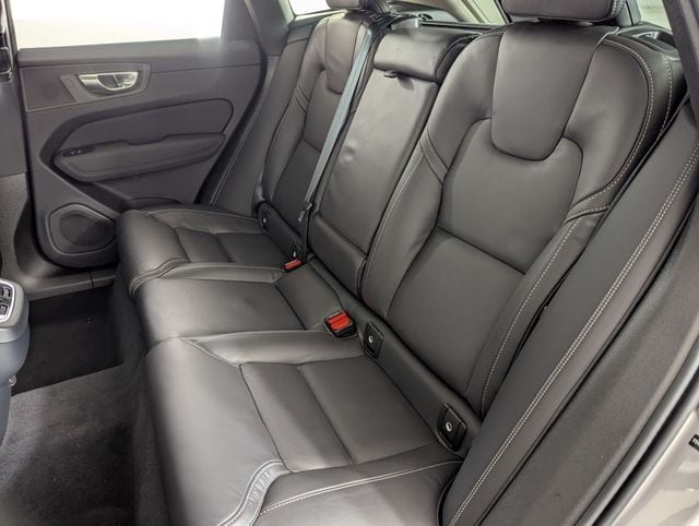 2026 Volvo XC60 Ultra - Photo 17
