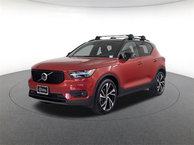 2022 Volvo XC40 T5 AWD R-Design SUV