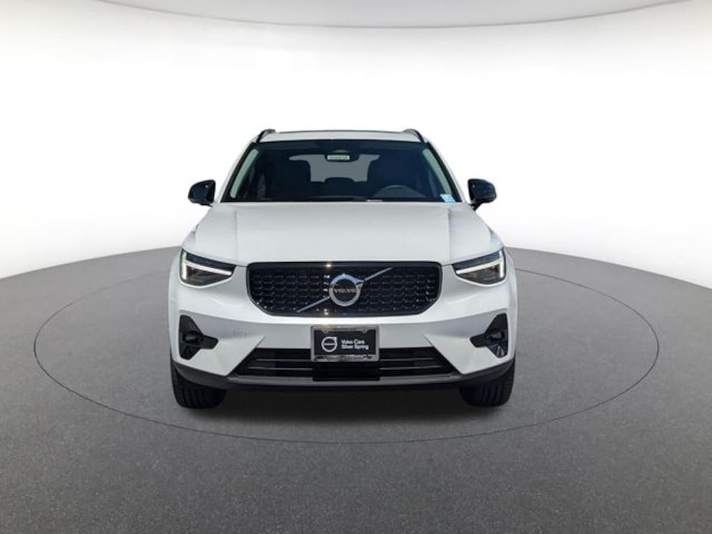 New 2026 Volvo XC40 B5 Plus SUV