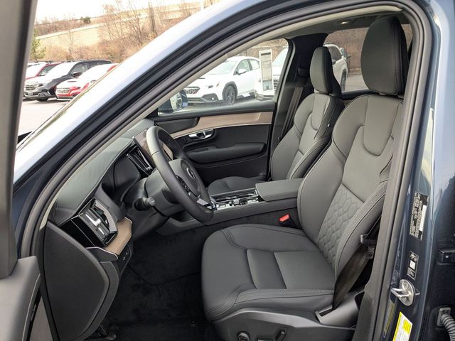 2026 Volvo XC90 Plus - Photo 12