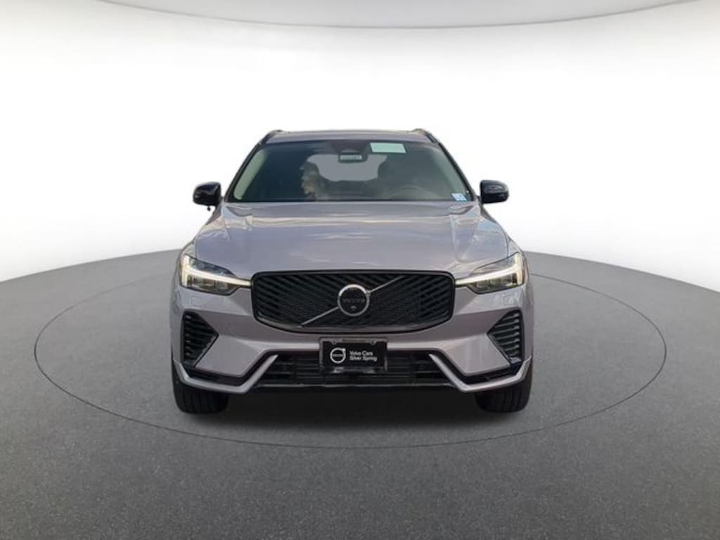 New 2026 Volvo XC60 plug-in hybrid T8 Ultra SUV