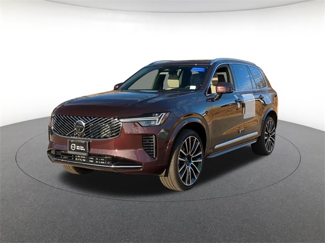 2026 Volvo XC90 Plus's photo