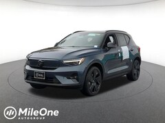 2026 Volvo EX40 Twin Motor Ultra Black Edition SUV