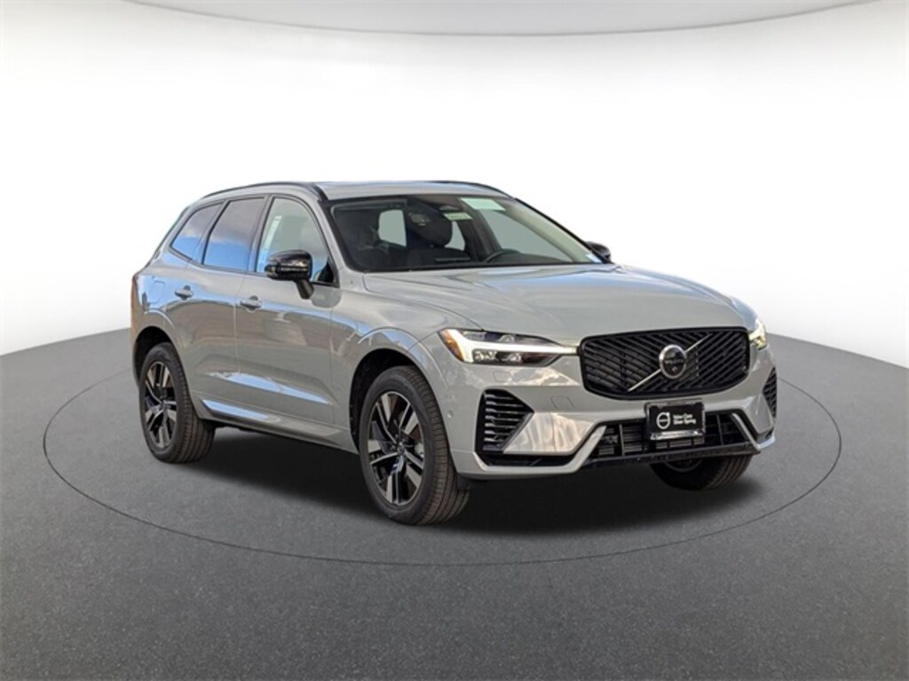 New 2026 Volvo XC60 plug-in hybrid T8 Plus SUV