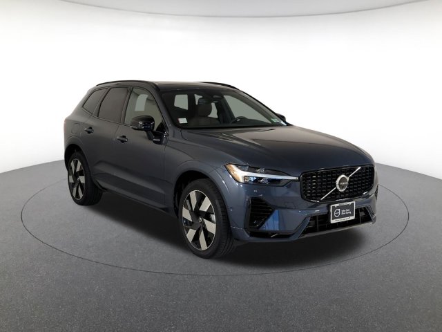 Used 2024 Volvo XC60 plug-in hybrid T8 Plus Dark SUV