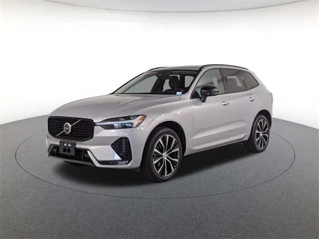 2023 Volvo XC60 B5 AWD Plus Dark SUV