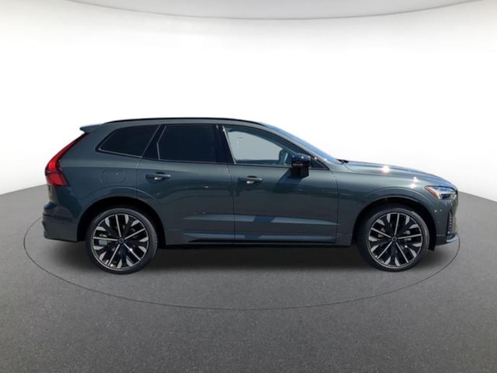 New 2026 Volvo XC60 B5 Ultra SUV