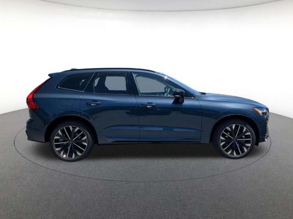 New 2026 Volvo XC60 B5 Ultra SUV