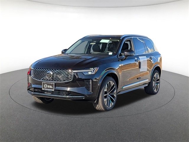 2026 Volvo XC90 Plus's photo