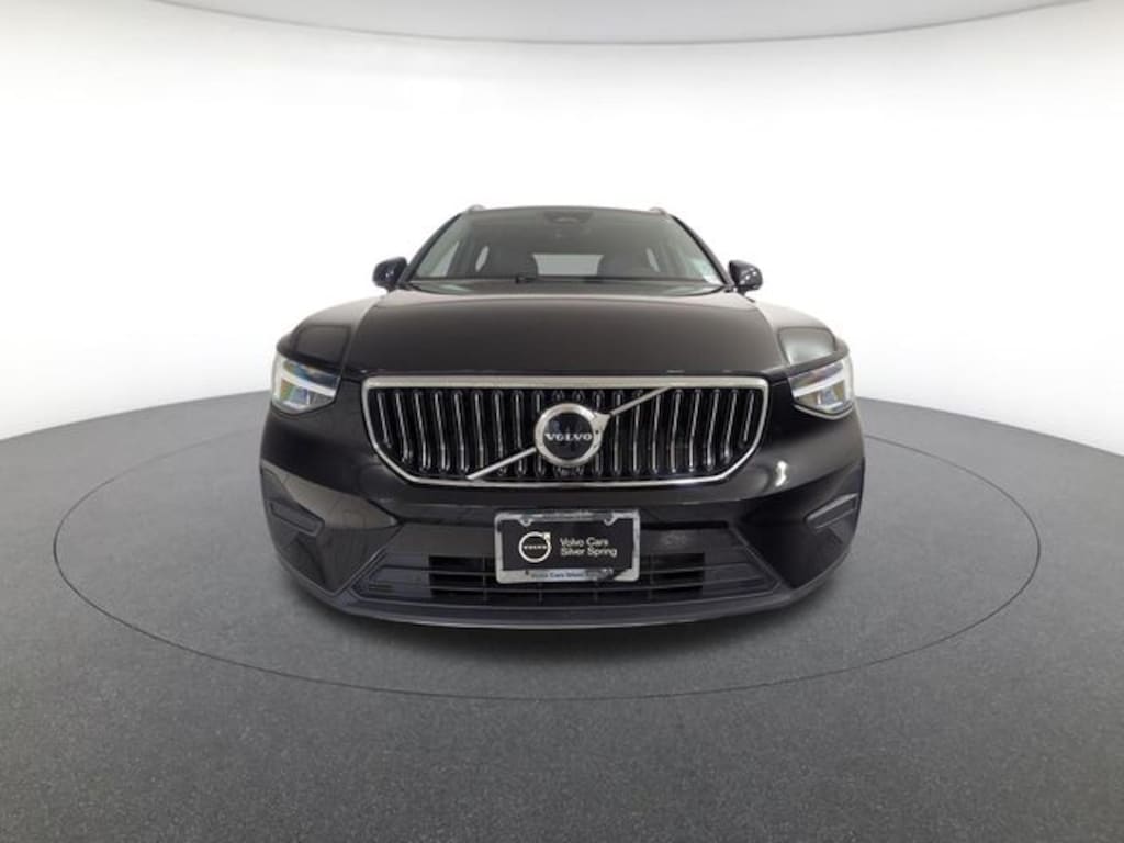 Certified 2025 Volvo XC40 B5 Core Bright Theme SUV