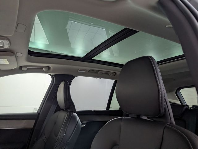 2026 Volvo XC90 Ultra - Photo 17