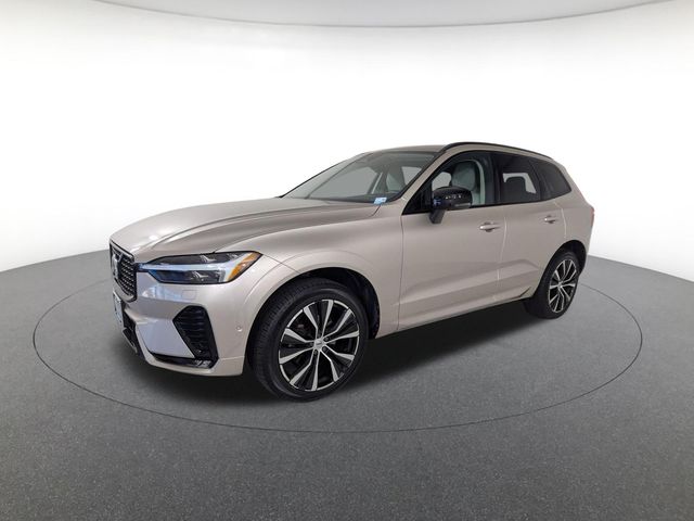 2023 Volvo XC60 B5 Ultimate Dark Theme AWD's photo