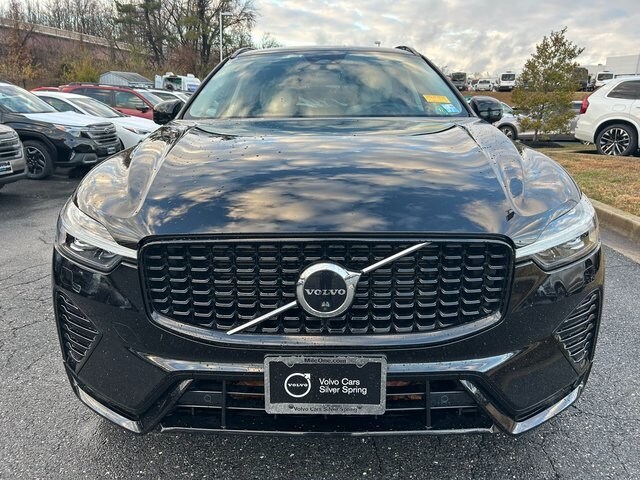 2023 Volvo XC60 B5 Plus photo 3