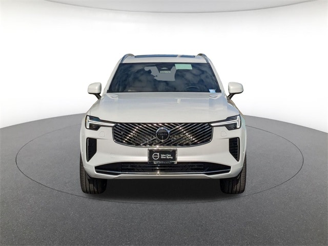 2026 Volvo XC90 photo 2