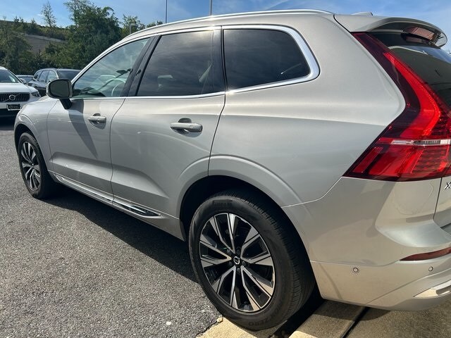 2023 Volvo XC60 Plus photo 4