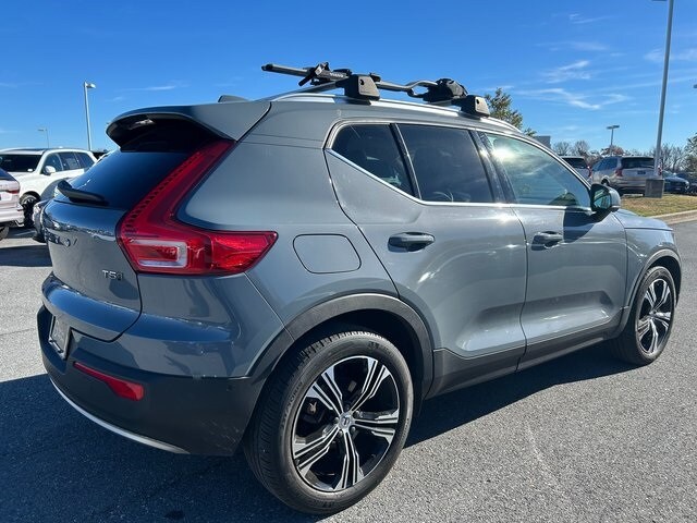 2022 Volvo XC40 T5 AWD Inscription photo 4