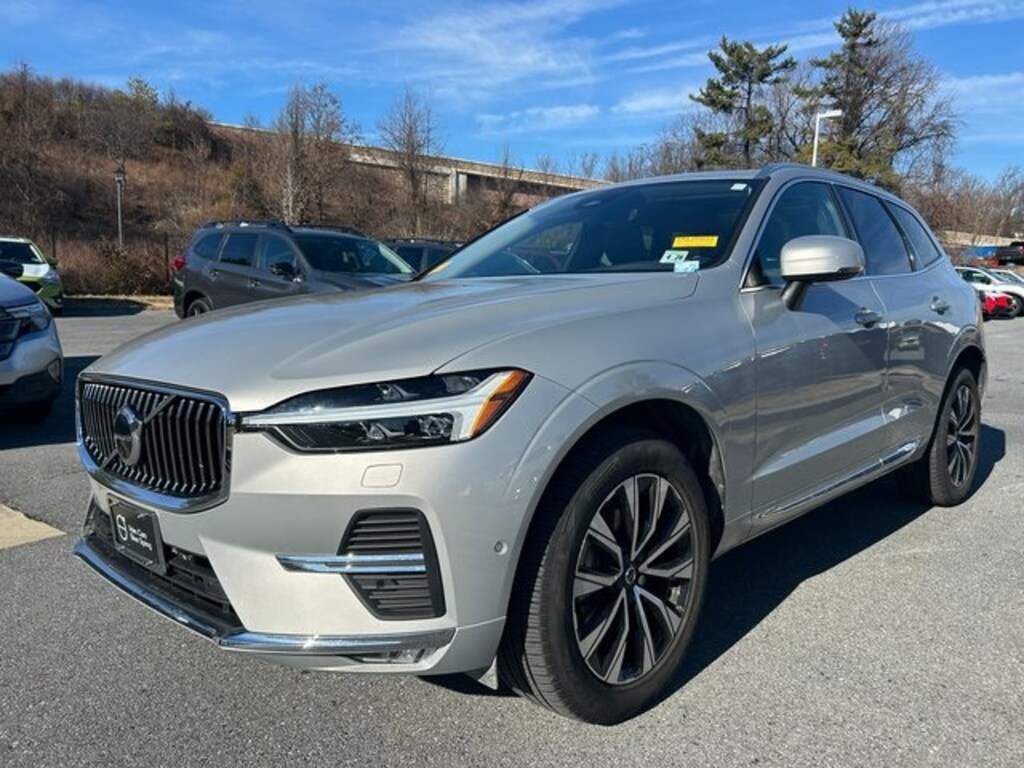 Used 2023 Volvo XC60 B5 AWD Plus Bright SUV