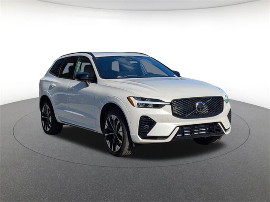 New 2026 Volvo XC60 plug-in hybrid T8 Plus SUV