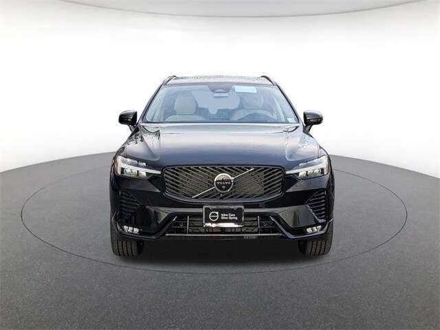 2026 Volvo XC60 B5 photo 2