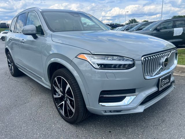 2024 Volvo XC90 B6 Plus 7-Seater Bright theme 4WD's photo