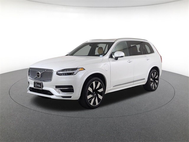 2024 Volvo XC90 plug-in hybrid T8 Ultimate Bright 7-Seater SUV