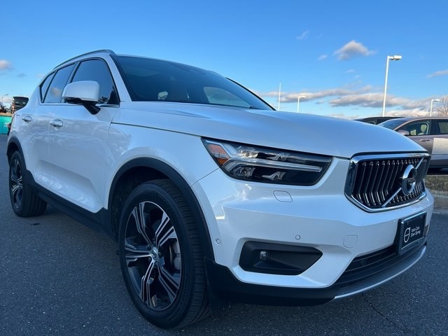 2022 Volvo XC40 Inscription's photo