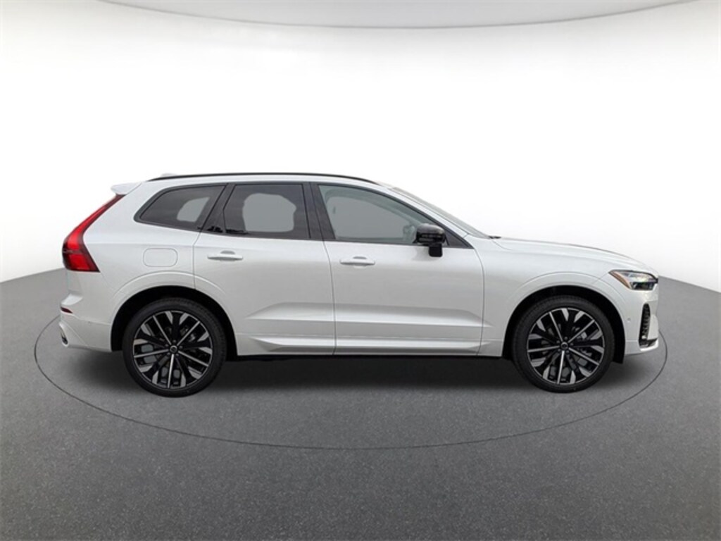 New 2026 Volvo XC60 B5 Ultra SUV