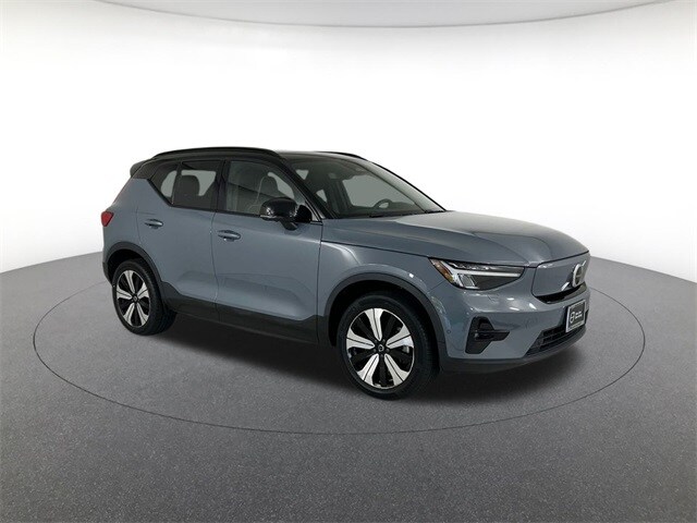 2023 Volvo XC40 Recharge Plus photo 3