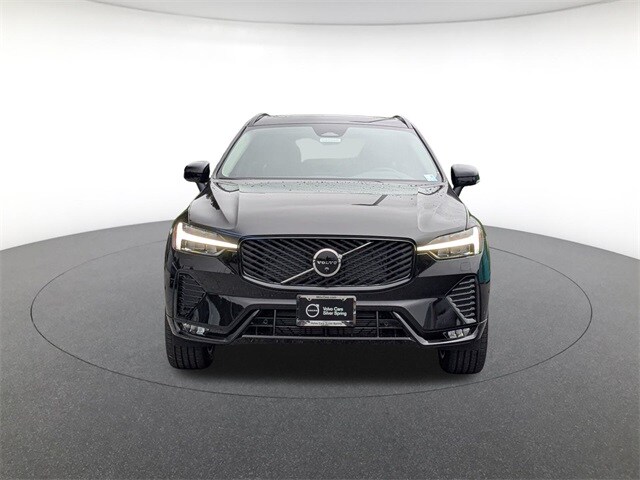 2026 Volvo XC60 B5 Plus photo 2