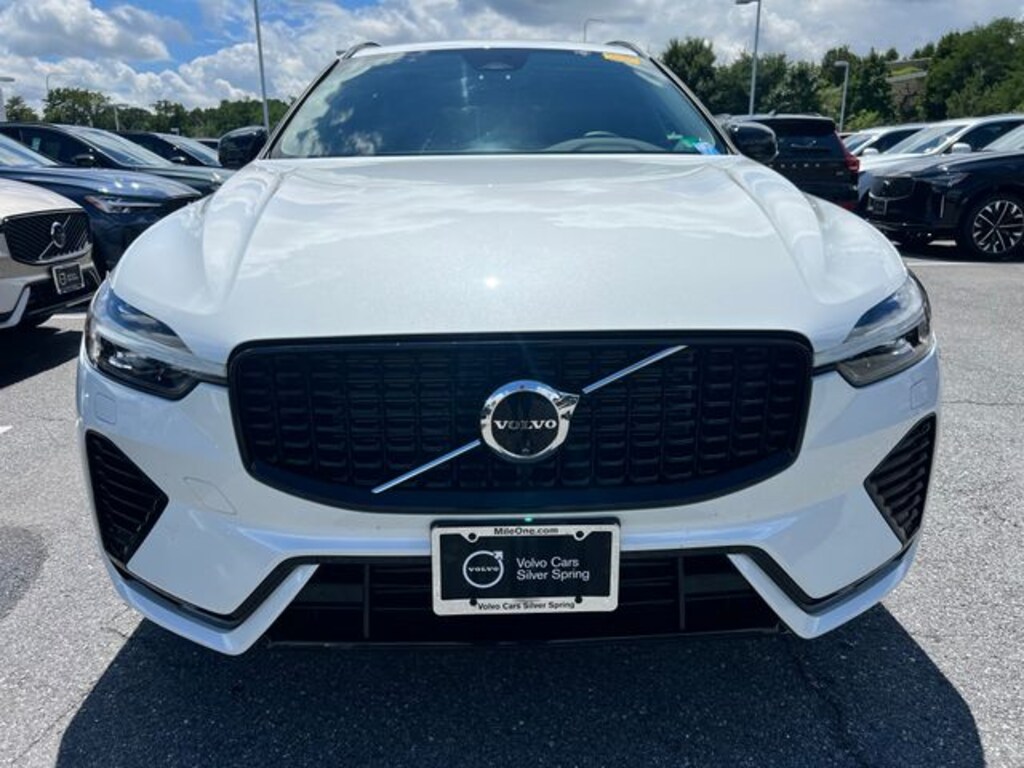 Used 2024 Volvo XC60 plug-in hybrid T8 Plus Dark SUV