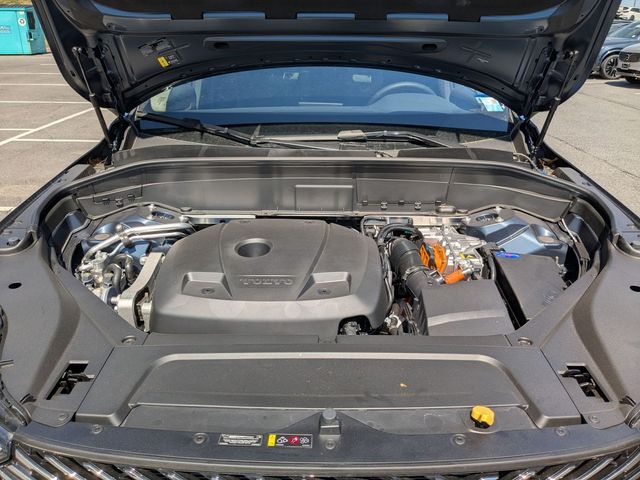 2026 Volvo XC90 Plus - Photo 17