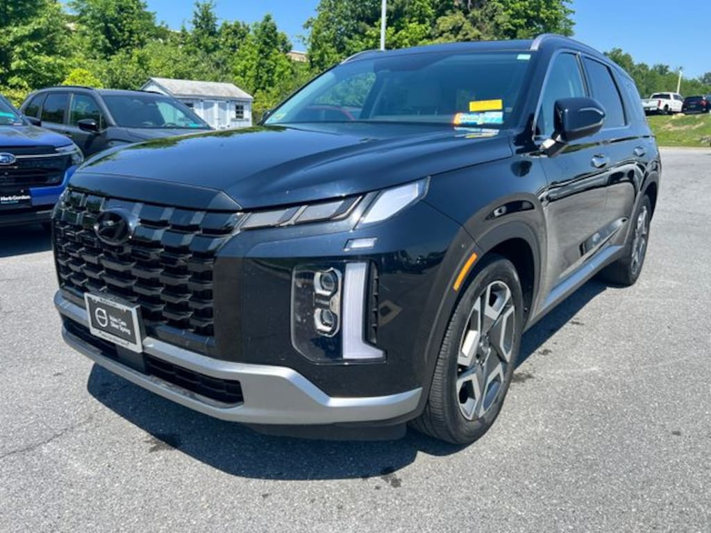 Used 2023 Hyundai Palisade SEL SUV