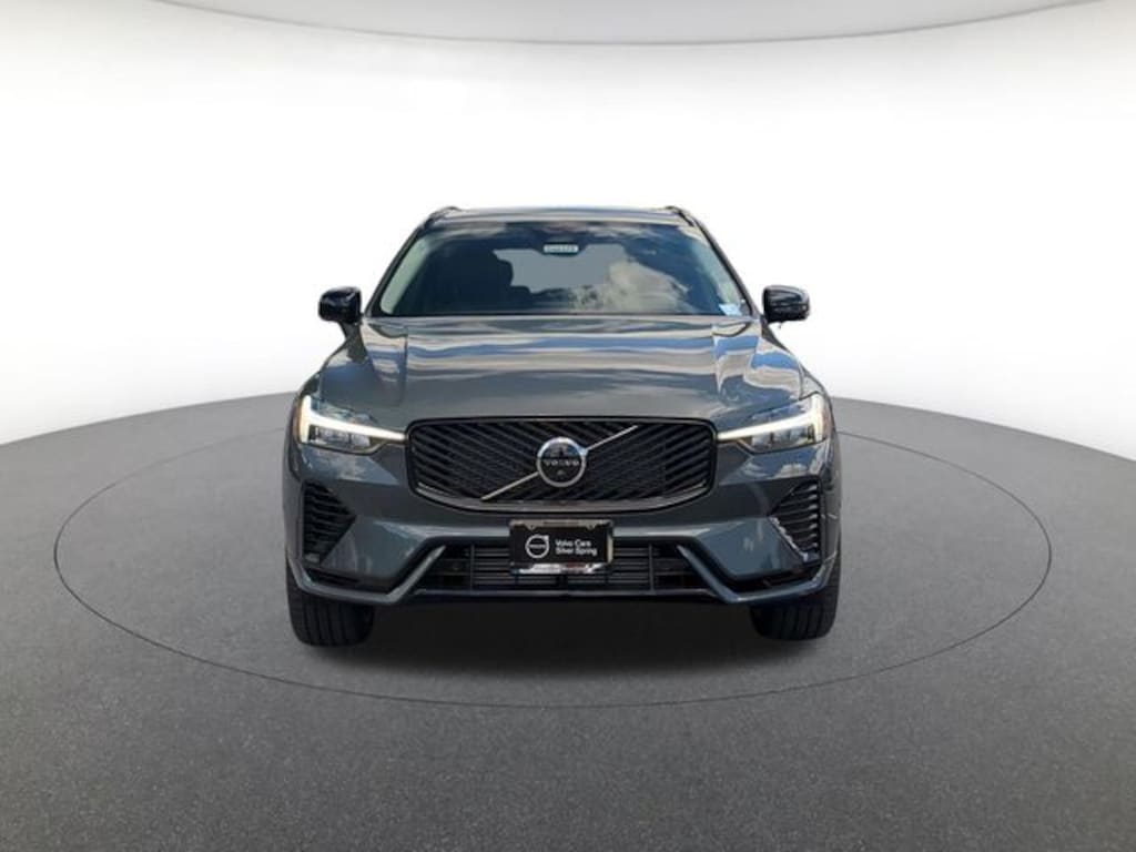 New 2026 Volvo XC60 plug-in hybrid T8 Ultra SUV