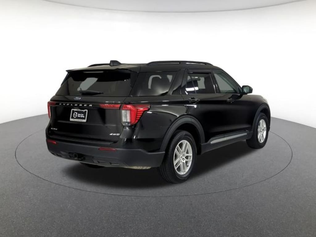 Used 2025 Ford Explorer Active SUV