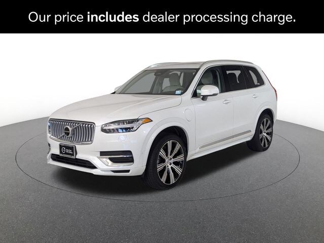 2025 Volvo XC90 plug-in hybrid T8 Plus 7-Seater SUV