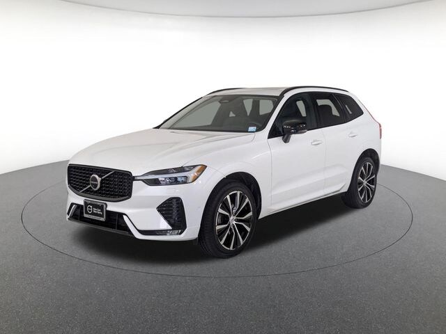 2023 Volvo XC60 B5 AWD Plus Dark SUV