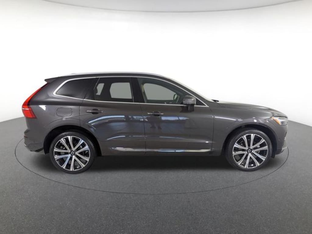 Certified 2023 Volvo XC60 B5 AWD Ultimate Bright SUV