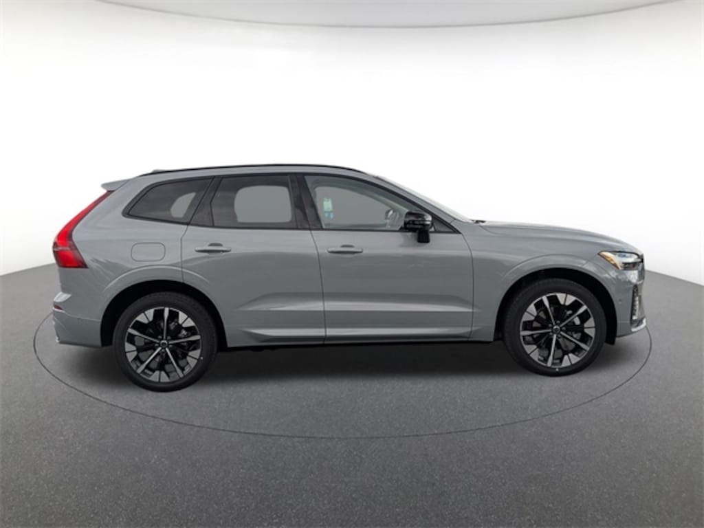 New 2026 Volvo XC60 B5 Ultra SUV