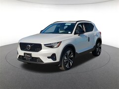 2026 Volvo XC40 B5 Plus SUV