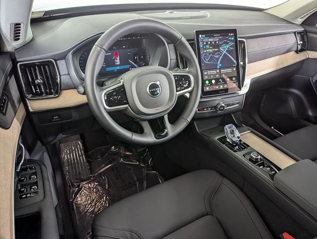 2026 Volvo XC90 Plus - Photo 10